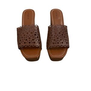 Women’s indigo chunky heel